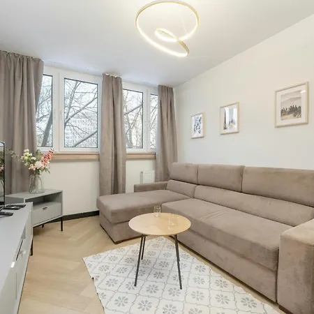 Zielinskiego Atmospheric By Renters Wroclaw