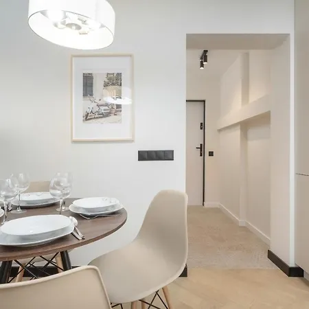 Apartment Zielinskiego Atmospheric By Renters