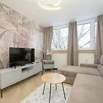 Zielinskiego Atmospheric By Renters アパート *