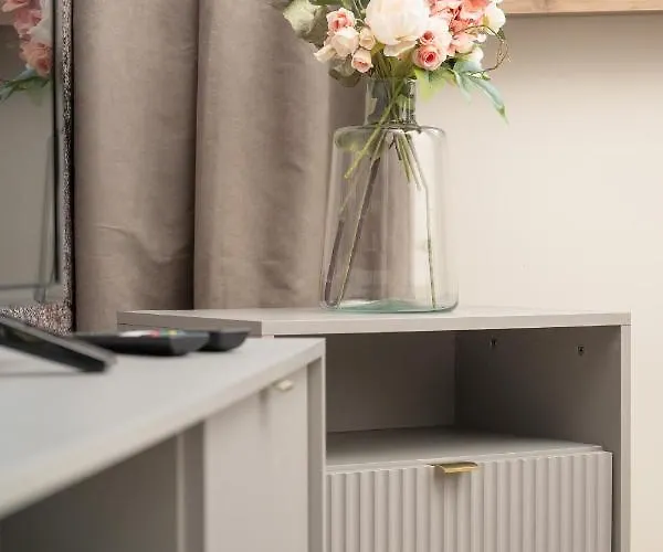 Zielinskiego Atmospheric By Renters Wroclaw